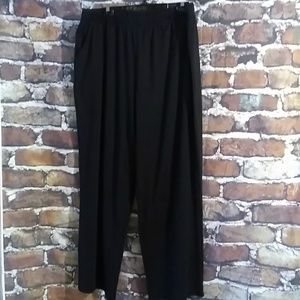 Woman Within Black Pants With Pockets